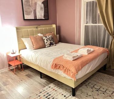 Streamwood House | Your Cozy Getaway with Sunroom & Gaming Room