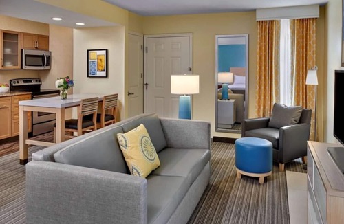 Highland Hills House | Your Home Away From Home! Free Parking, Pet-Friendly Property