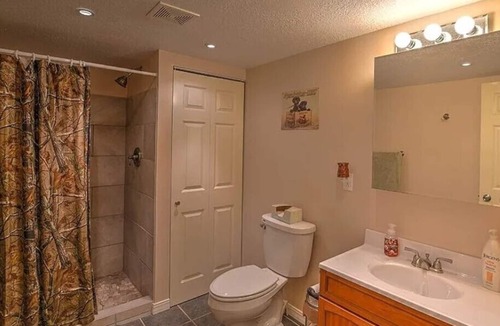 Macon House | Your home away from home! Stay as if you had never left in this small town home!