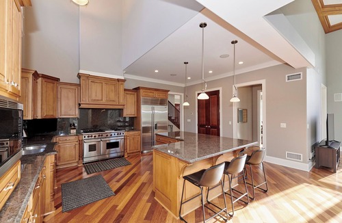 Wasco House | Z family Estate-a secluded luxury 6000sf home with pool/spa