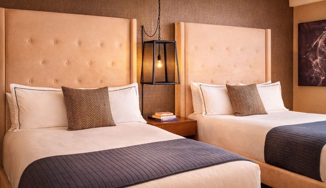 4 Classy Designed Hotel Rooms with On-site Dining - A Modernist's Dream