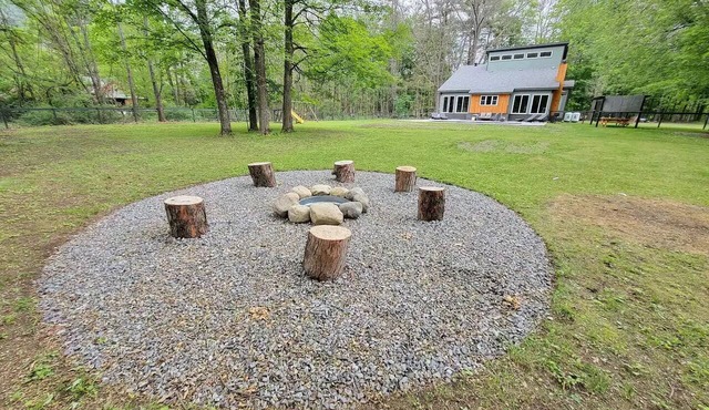 Adirondack Fall: Fire Pit & Indoor Hot Tub