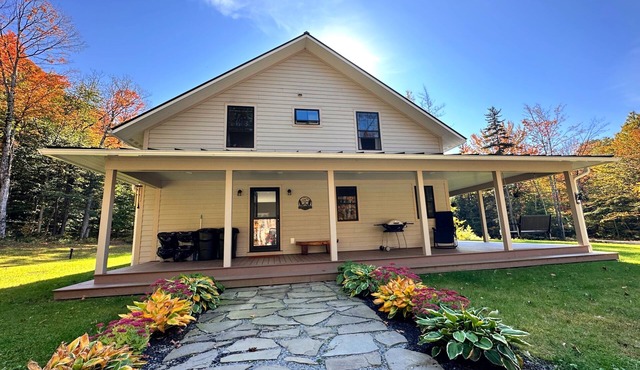 Beautiful Mountain Cabin near Jay Peak Resort!