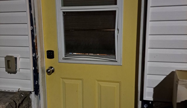 Campbellford Studio Unit Apt 5
