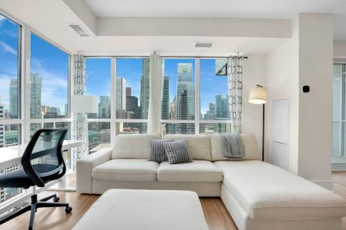 Central Chic 2 bed Unit Near Rogers MTCC Union CNTower