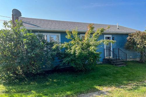 Charming abode with water views, updated kitchen, & internet - dog-friendly