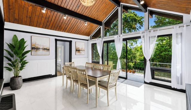 Charming Luxury Villa Near New York City