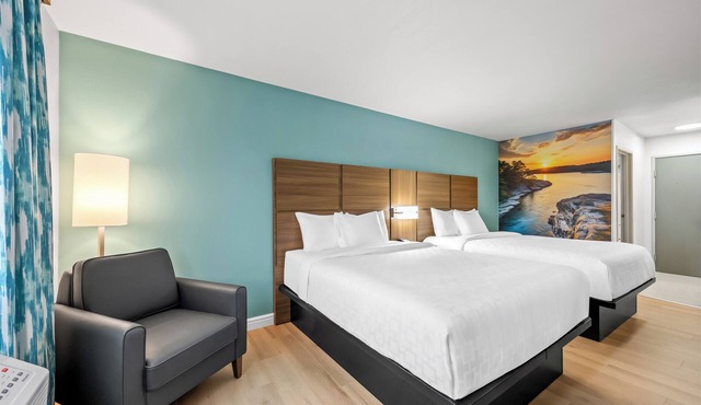 Clarion Pointe Springfield Southeast