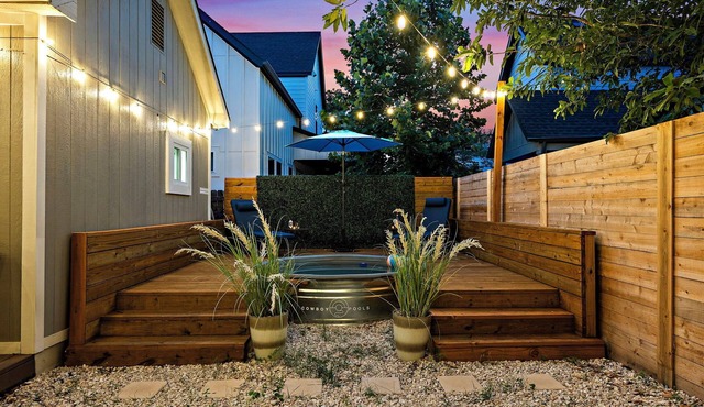 Cloud 9 Bungalow - Cowboy Pool & East Downtown