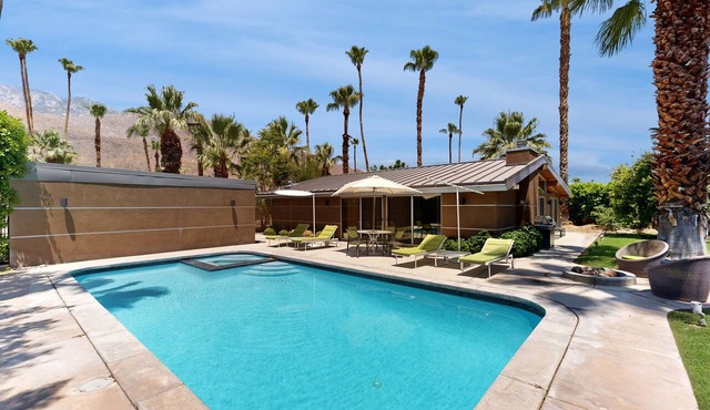 Completely-updated, family-friendly home w/private pool and spa