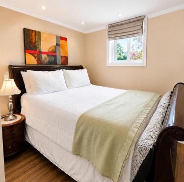 Cozy Private Suite in Quiet Nashville Neighborhood
