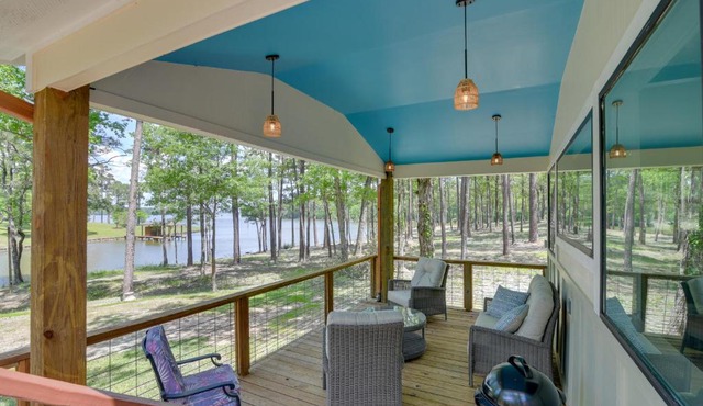 Deck & Dock Access! Sunlit Lake Livingston Escape