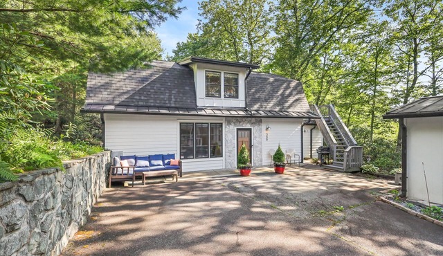 Downtown Blowing Rock Retreat - Walk Everywhere - Family-Friendly - Sleeps 8