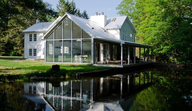 Floating Farmhouse