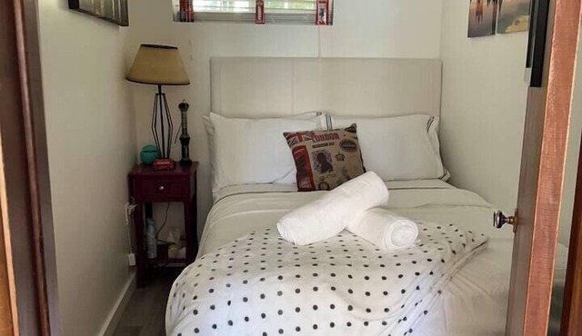 Godfrey Lakefront Getaway