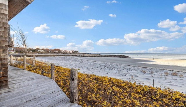 Goochs Only Beachside Cottage