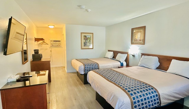 Hampton Motor Inn