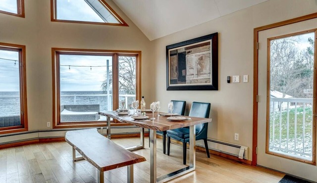 Lake Simcoe Waterfront Lake House