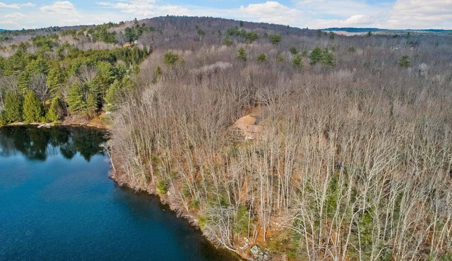 Lakeside Elegance: Newly Renovated Retreat on Kennebunk Pond