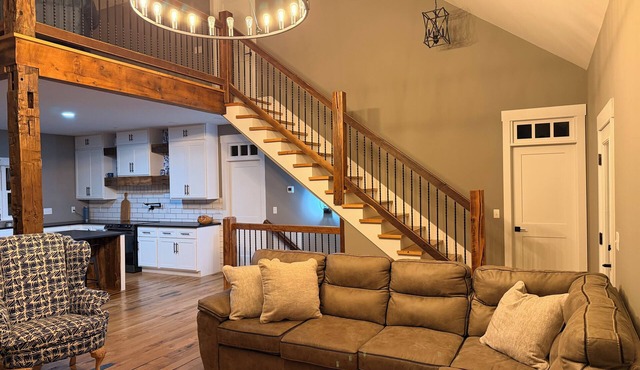 Luxury Waterfront Nolin River Lake House,3BR+Loft,Dock,Lake Toys,Fireplace