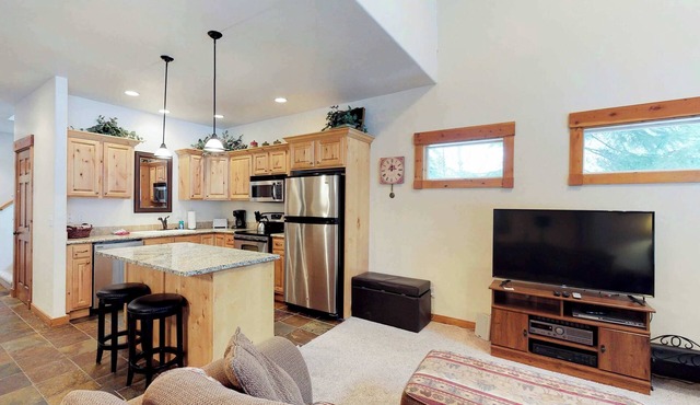 McCall Golf Course Condo | Pools, Hot Tub & Patio