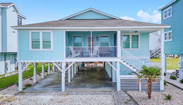 Modern beach bungalow just seconds to public beach access on gorgeous Sunset Beach