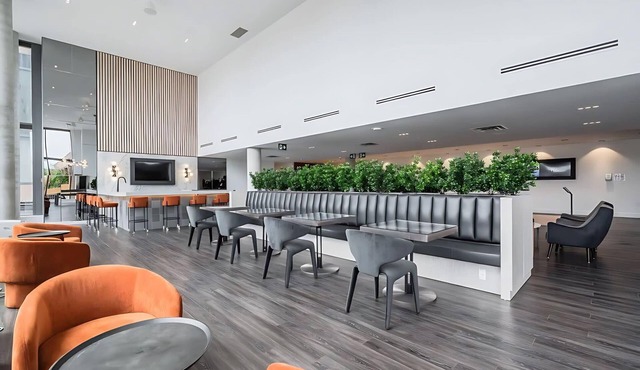 Newly Built Modern Condo w Balcony & City Views