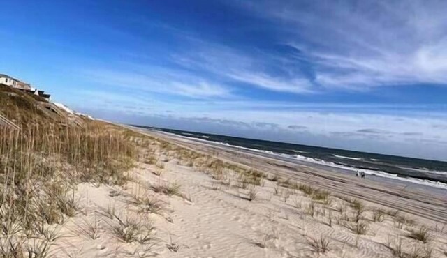 Ocean View 4BR Condo – 2 Pools, Tennis & Weekly Rentals