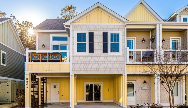 Only 1 week left!Historic Corolla w great location 2sound&ocean, shopping&eats!