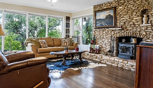 Romantic Luxury Cottage Rental for Two with Fireplace in Texas Hill Country