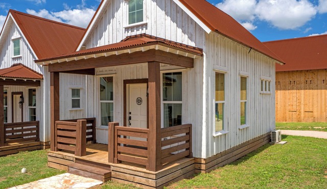 Row Home - Standard Cabin D