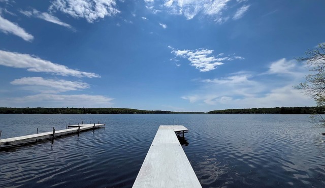 Rustic Charm on Lake Pokegama: Cozy Log Cabin Retreat in Grand Rapids, MN