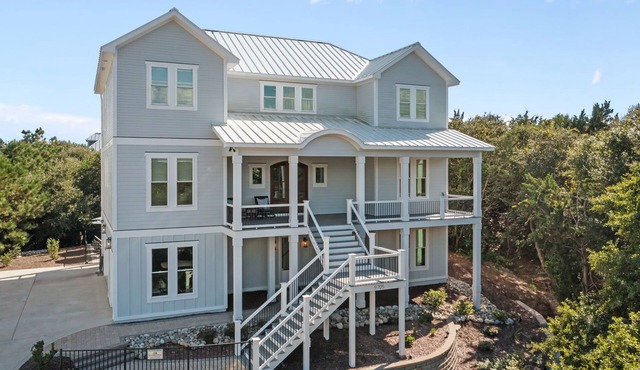 Silver Lining- Luxury Retreat in Dolphin Ridge
