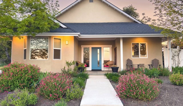 Single-Level + Private Yard | Wine Country Escape | Charm on Chestnut
