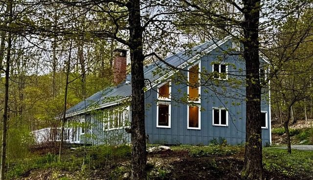 Spacious home <1 min from Lincoln Peak! Fits the whole extended family