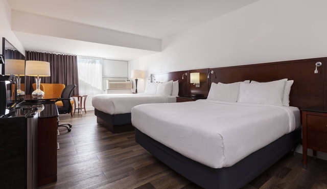 Strata Hotel