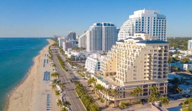 Summer LOW Prices & NO Resort Fees - Oceanfront Views Studio 903