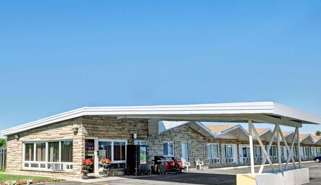 Weber Inn KItchener
