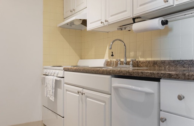 5min to Wrigley, Aragon | Quiet w/ View | Zencity