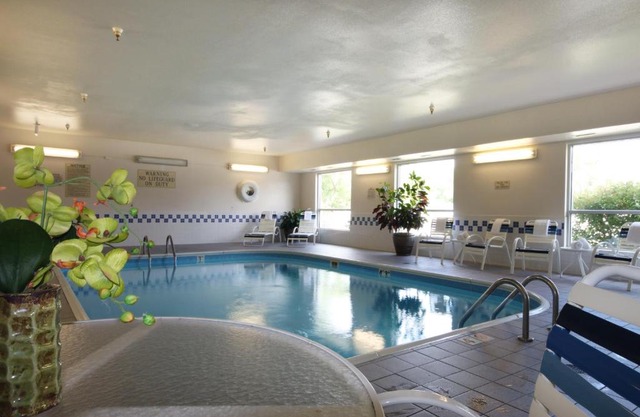 AmericInn by Wyndham Moline Airport Quad Cities