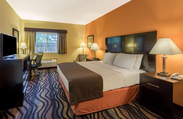 AmericInn by Wyndham Streator