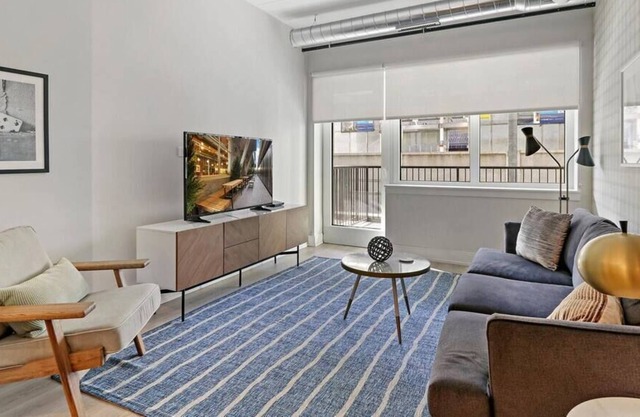 BEL3 Enticing 1BR/1BA Apt in Belmont