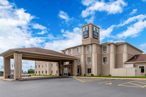 Legacy Inn Beloit 