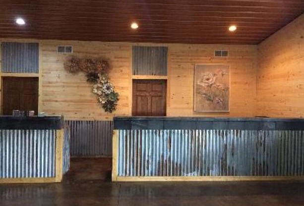 Big Horse Inn & Suites