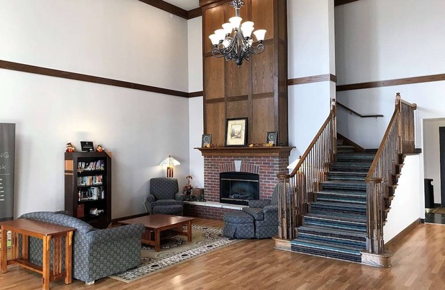 Country Inn & Suites by Radisson, Zion, IL