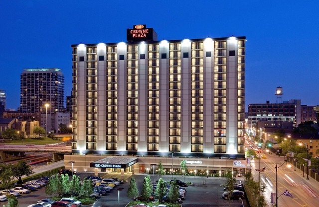 Crowne Plaza Chicago West Loop, an IHG Hotel