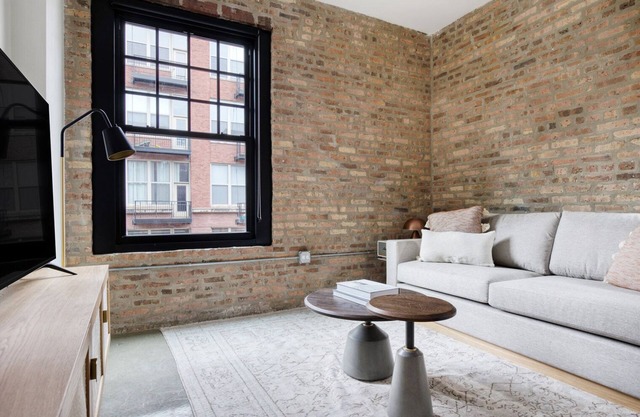 Dreamy West Loop 1BR w/ Gym, W/D, near dining + Union Park, by Blueground