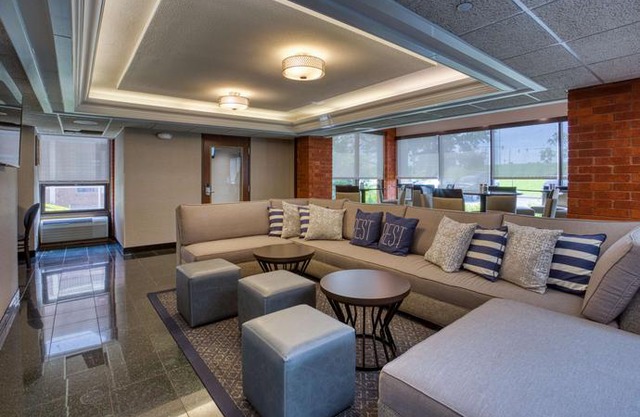 Drury Inn & Suites St Louis - Fairview Heights