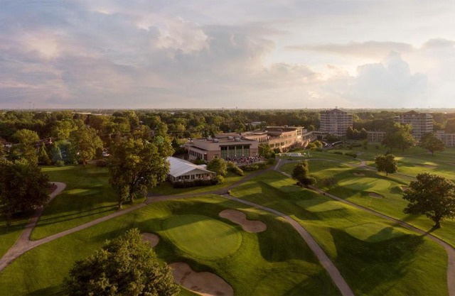 Eaglewood Resort 