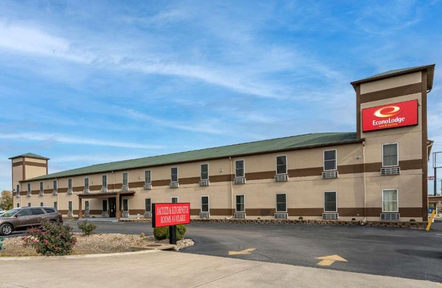 Econo Lodge Inn Suites Granite City 